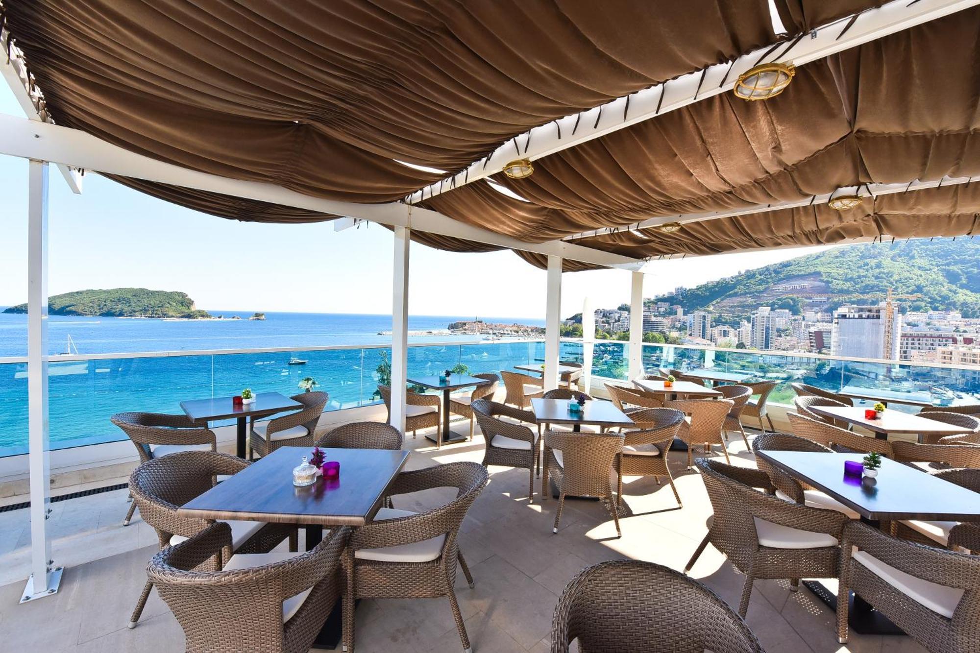 Lux Sunrior Budva